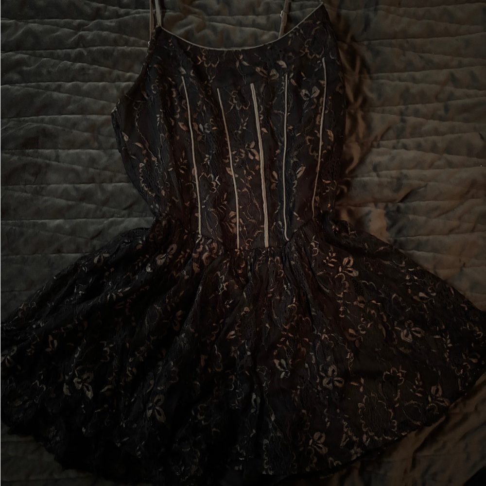 Kimchi Blue Black Floral Lace Mini romper